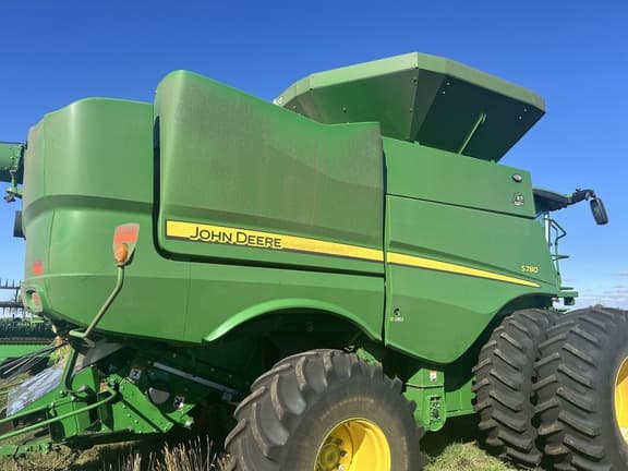 Image of John Deere S780 Primary image