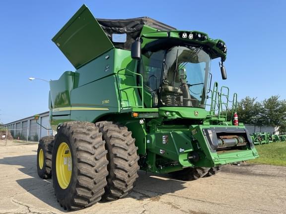 Image of John Deere S780 equipment image 2