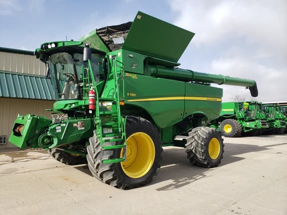 Image of John Deere S780 equipment image 3