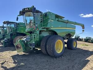 2022 John Deere S780 Image