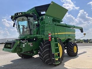 2022 John Deere S780 Equipment Image0