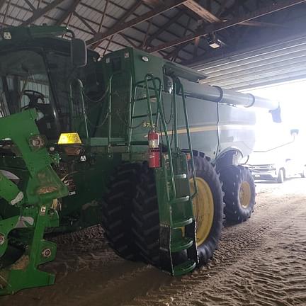 Image of John Deere S780 equipment image 1