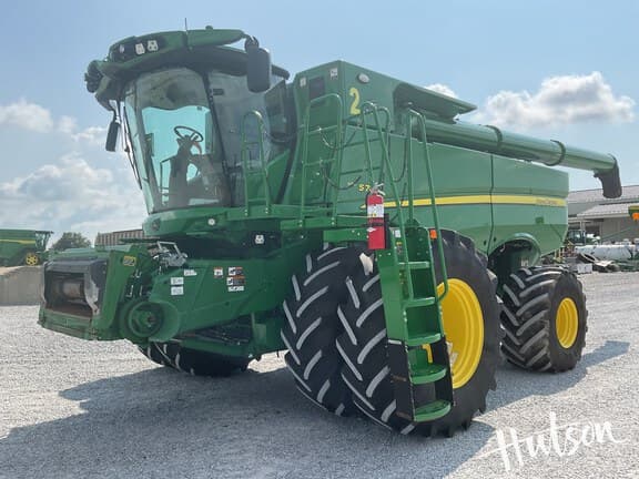 Image of John Deere S780 equipment image 1