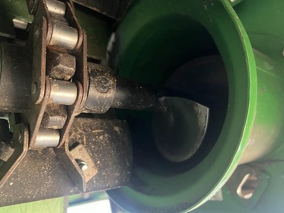 Image of John Deere S780 equipment image 4