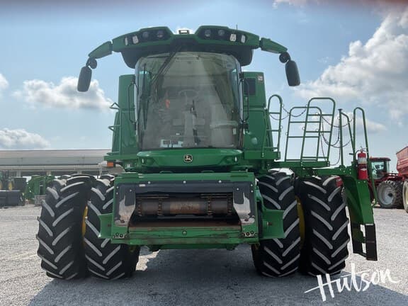 Image of John Deere S780 equipment image 2
