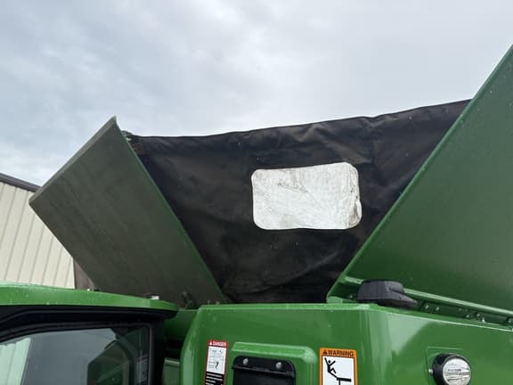 Image of John Deere S780 equipment image 3