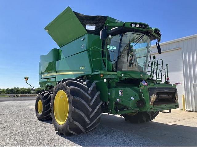 Image of John Deere S780 equipment image 1