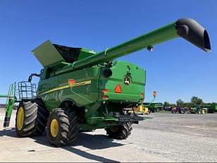 Main image John Deere S780 6