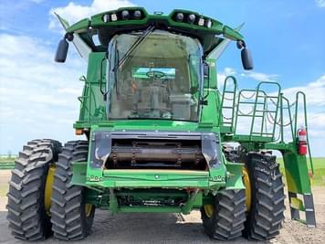 Main image John Deere S780