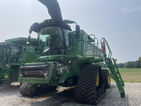 Image of John Deere S780 equipment image 1