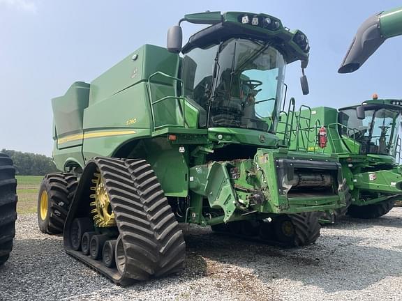 Image of John Deere S780 equipment image 2