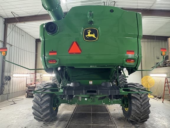 Image of John Deere S780 equipment image 3