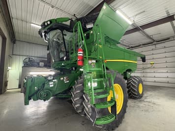 Main image John Deere S780