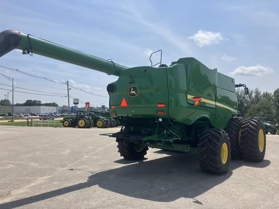 Image of John Deere S790 equipment image 4