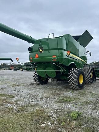 Image of John Deere S790 equipment image 2