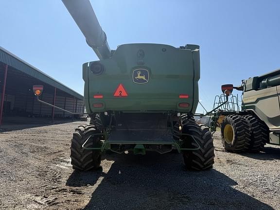 Image of John Deere S790 equipment image 4