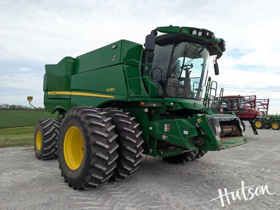 Image of John Deere S790 Primary image