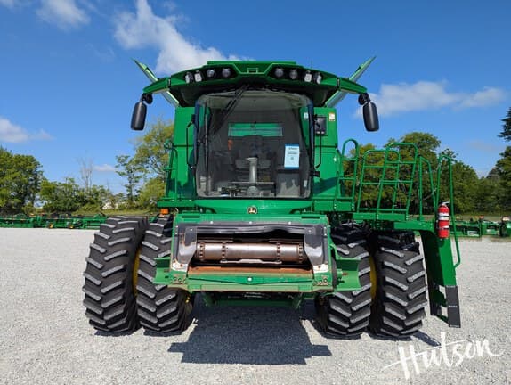 Image of John Deere S790 equipment image 3