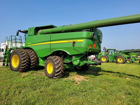 Image of John Deere S790 equipment image 2