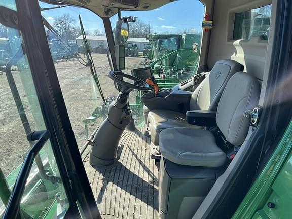 Image of John Deere S790 equipment image 2