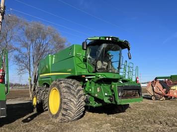 Main image John Deere S790