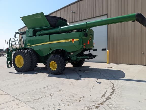 Image of John Deere S790 equipment image 2