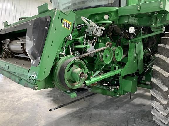 Image of John Deere S790 equipment image 4