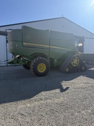 Image of John Deere S790 equipment image 2