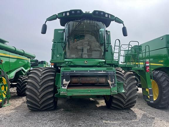 Image of John Deere S790 equipment image 1