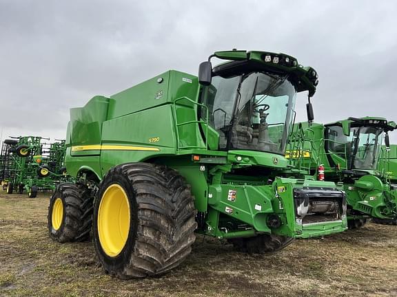 Image of John Deere S790 Primary image