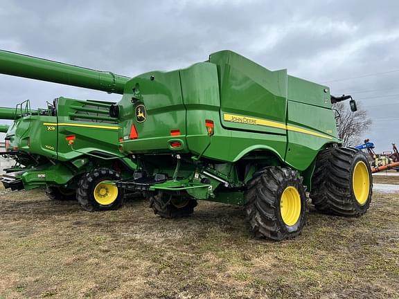 Image of John Deere S790 equipment image 1