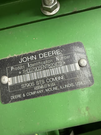 Image of John Deere S790 equipment image 1