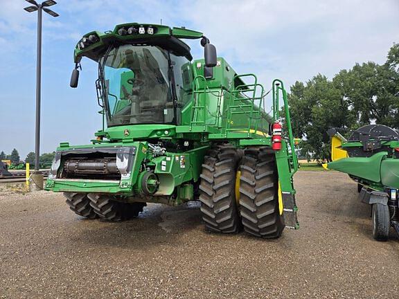 Image of John Deere S790 Primary image