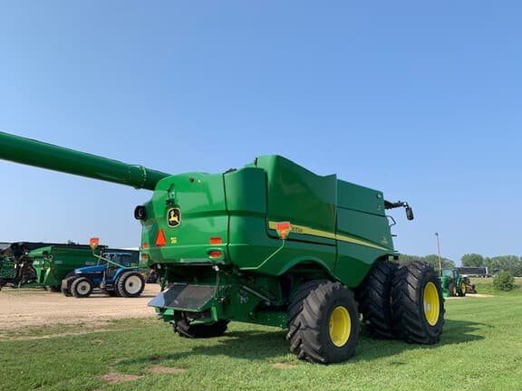 Image of John Deere S790 equipment image 4
