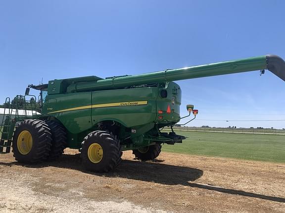 Image of John Deere S790 equipment image 2