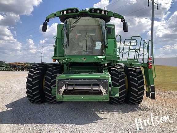 Image of John Deere S790 equipment image 1