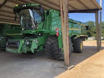 Main image John Deere S790