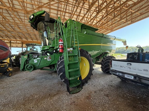 2022 John Deere S790 Equipment Image0