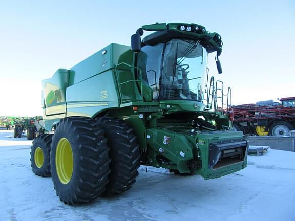 Image of John Deere S790 equipment image 2