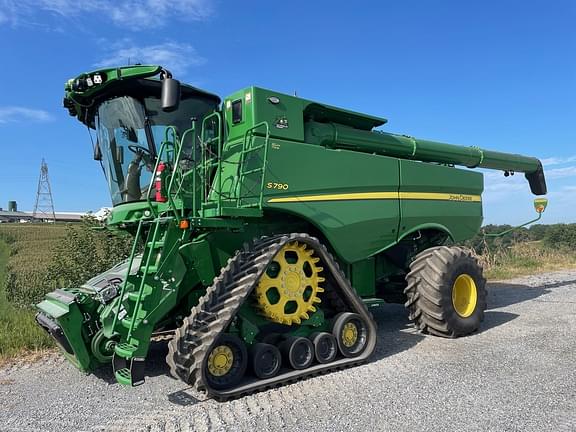 Image of John Deere S790 equipment image 1