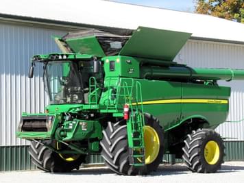 Main image John Deere S790