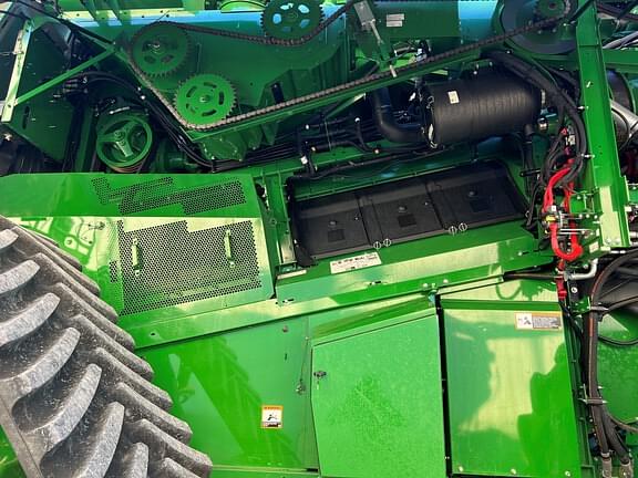 Image of John Deere S790 equipment image 3