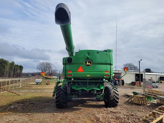 Image of John Deere S790 equipment image 2