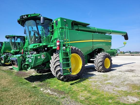 Image of John Deere S790 Primary image