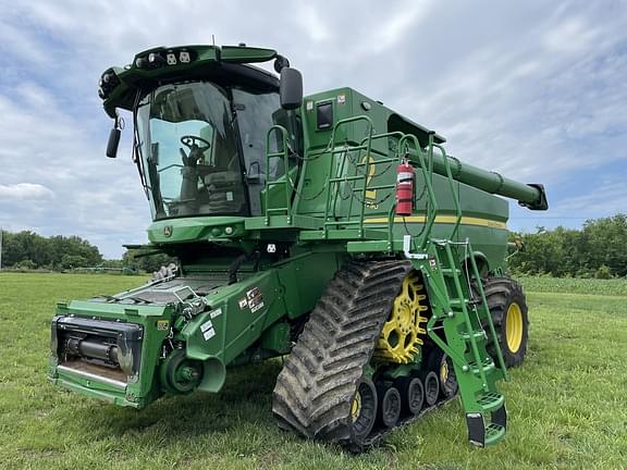 Image of John Deere S790 Primary image