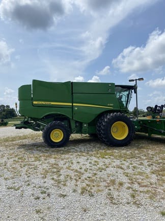 2022 John Deere S790 Equipment Image0