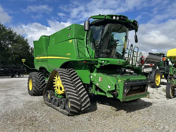 Image of John Deere S790 Primary image