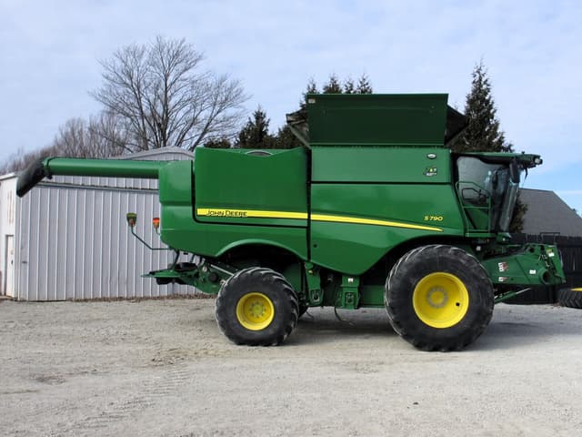 Image of John Deere S790 equipment image 3