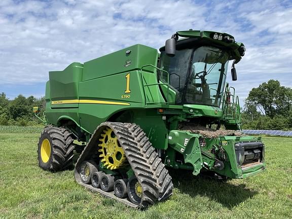 Image of John Deere S790 Primary image