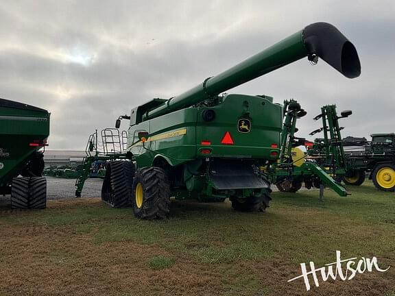 Image of John Deere S790 equipment image 2